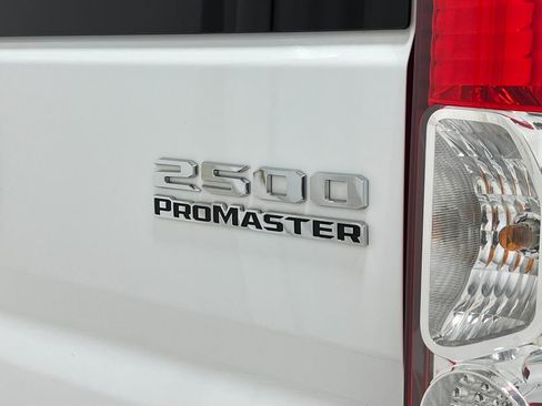 Used 2023 RAM ProMaster 2500 FWD image 35