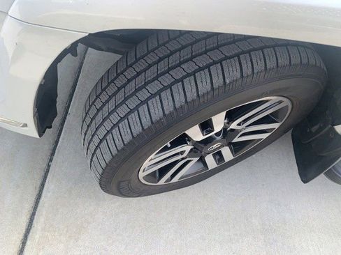 Used 2016 Toyota 4Runner Limited image 8