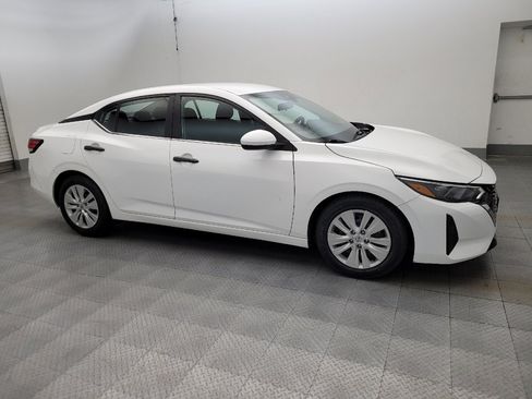 Used 2024 Nissan Sentra S FWD image 11