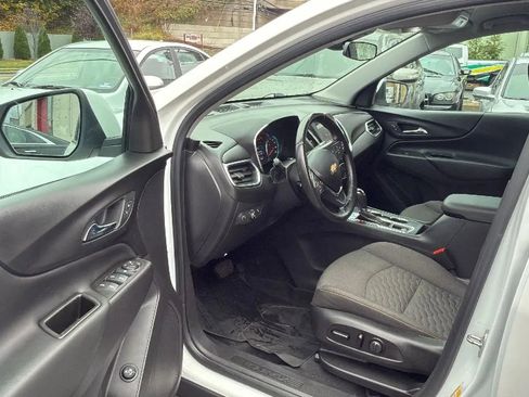 Used 2021 Chevrolet Equinox LT AWD/4WD image 23