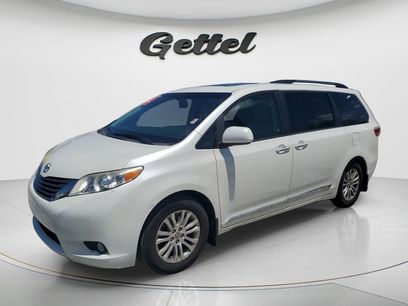Used 2017 Toyota Sienna XLE w/ XLE Navigation Package