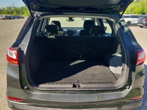 Used 2020 Chevrolet Equinox LS AWD/4WD image 16