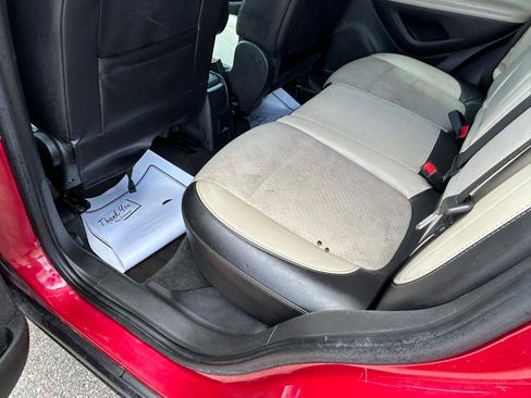 Used 2020 Buick Encore Preferred w/ Safety Package FWD image 11