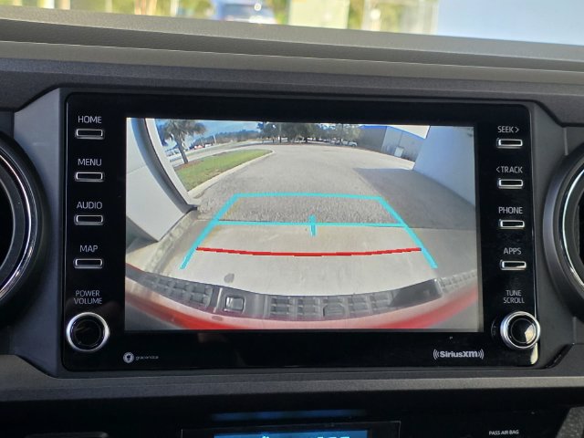 Used 2021 Toyota Tacoma TRD Off-Road w/ Technology Package RWD image 11