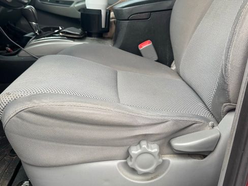 Used 2015 Toyota Tacoma 4x4 Double Cab w/ TRD Off-Road Package image 11