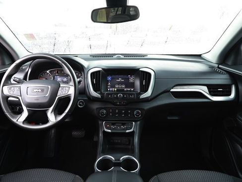 Used 2024 GMC Terrain SLE AWD/4WD image 31