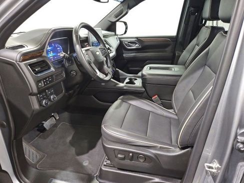 Used 2023 Chevrolet Suburban Premier AWD/4WD image 11