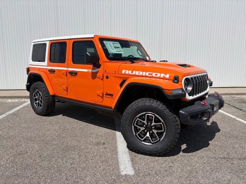 New 2026 Jeep Wrangler Unlimited Rubicon w/ Whitecap Package AWD/4WD image 8