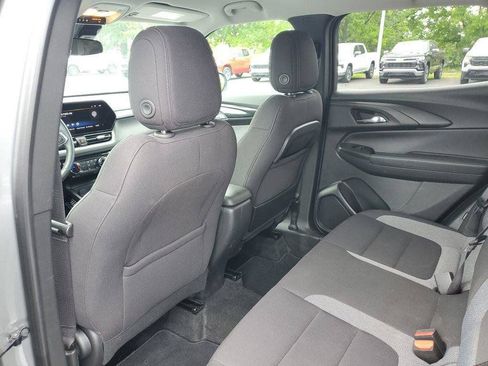 Certified 2024 Chevrolet TrailBlazer LT w/ LT Cold Weather Package AWD/4WD image 26