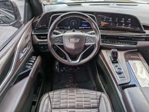 Used 2022 Cadillac Escalade Premium Luxury Platinum AWD/4WD image 16