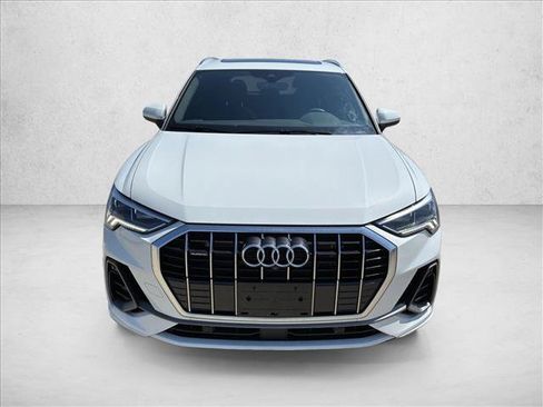 Used 2024 Audi Q3 2.0T Premium Plus AWD/4WD image 2
