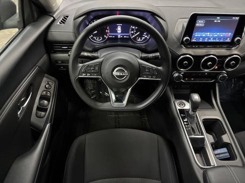 Used 2025 Nissan Sentra SV FWD image 13