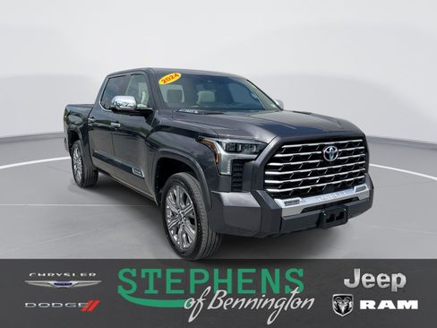 Used 2024 Toyota Tundra Capstone AWD/4WD image 1