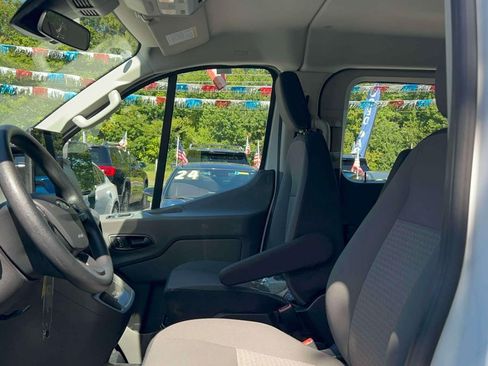 Used 2024 Ford Transit 350 XLT RWD image 21