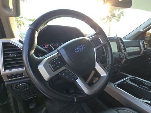 Used 2021 Ford F250 Lariat image 37