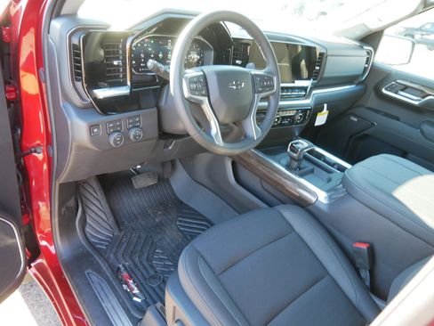 New 2026 Chevrolet Silverado 1500 LT Trail Boss w/ Safety Package image 5