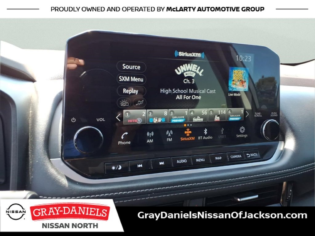 Used 2023 Nissan Rogue Platinum w/ Platinum Premium Package FWD image 17