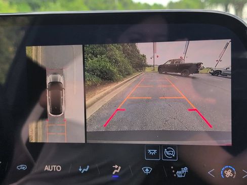 New 2025 Chevrolet Blazer EV LT AWD/4WD image 20
