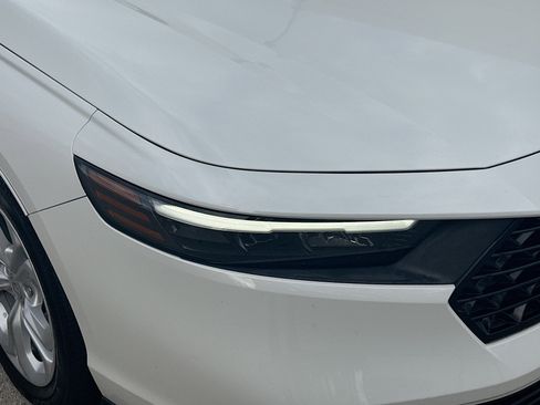 Used 2023 Honda Accord LX image 33