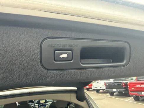 Used 2018 Honda Odyssey Elite image 22