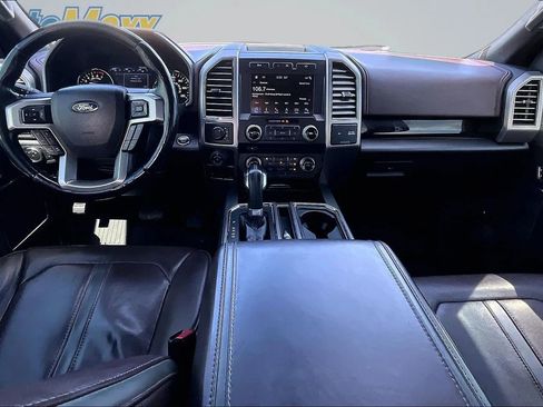 Used 2017 Ford F150 Platinum w/ Equipment Group 701A Luxury AWD/4WD image 13