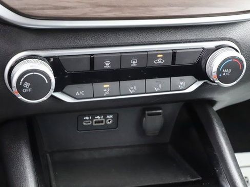 Used 2024 Nissan Altima 2.5 SV image 27