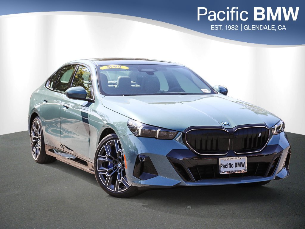 Used 2027 BMW i5 xDrive40 AWD/4WD image 1