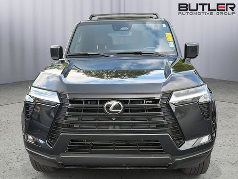 Used 2024 Lexus GX 550 w/ Accessory Package (Z1) AWD/4WD image 4