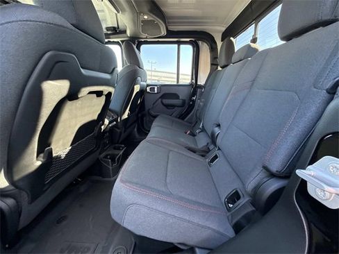 New 2026 Jeep Gladiator Rubicon w/ Safety Group image 16