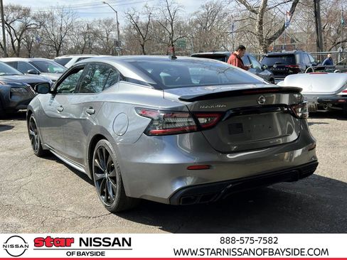 Used 2021 Nissan Maxima SR w/ Sport Mat Group image 5