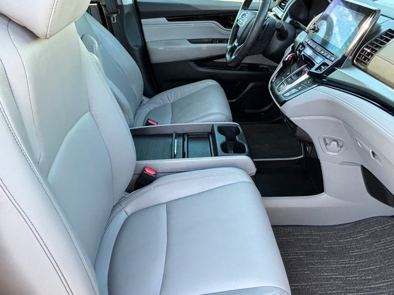 Used 2023 Honda Odyssey Touring image 32