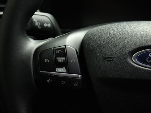 Used 2024 Ford Escape Active image 18