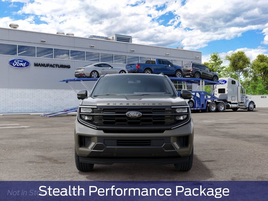 New 2027 Ford Expedition Platinum w/ Stealth Performance Package AWD/4WD image 3