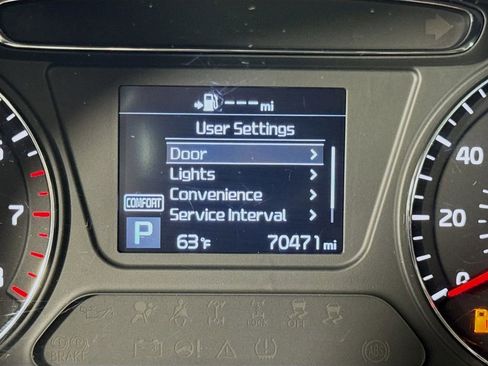 Used 2019 Kia Sorento L FWD image 23