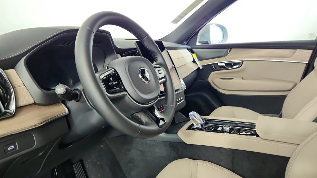 Used 2027 Volvo XC90 B6 Plus AWD/4WD image 12