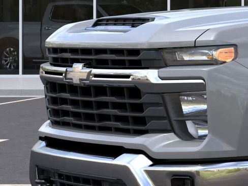 Used 2024 Chevrolet Silverado 3500 LT w/ Convenience Package AWD/4WD image 13