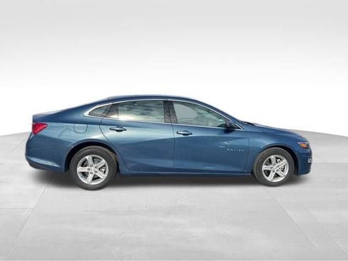Used 2024 Chevrolet Malibu LT image 8