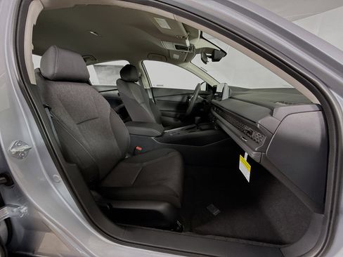 New 2026 Honda Accord LX image 33