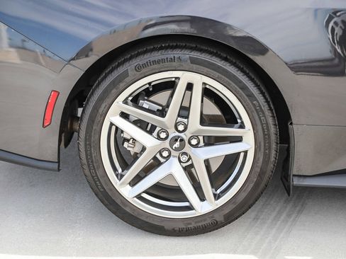 Used 2024 Ford Mustang GT Premium RWD image 11