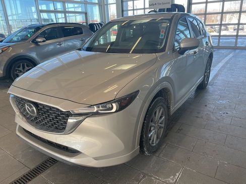 Used 2025 MAZDA CX-5 AWD 2.5 S w/ Preferred Package image 2