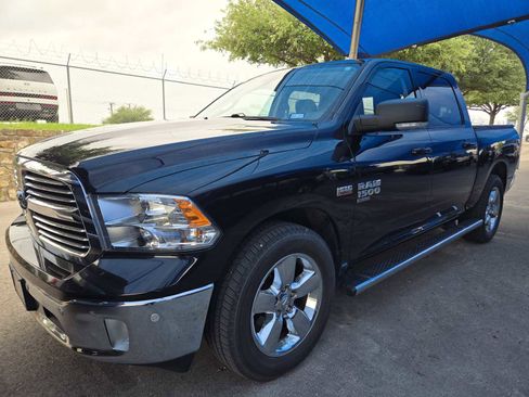 Used 2019 RAM 1500 Lone Star RWD image 1