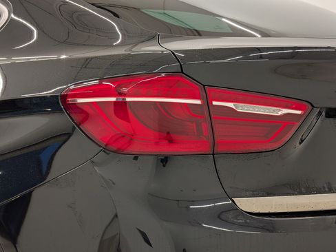 Used 2019 BMW X6 xDrive35i w/ Premium Package image 12