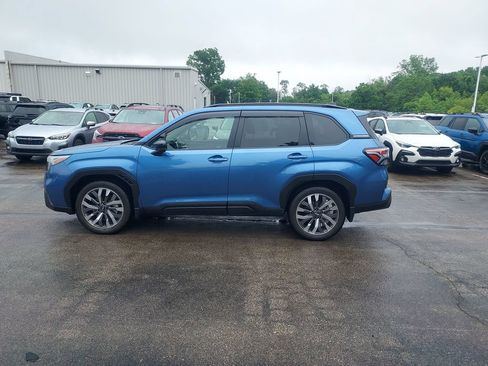 Certified 2025 Subaru Forester Touring AWD/4WD image 5