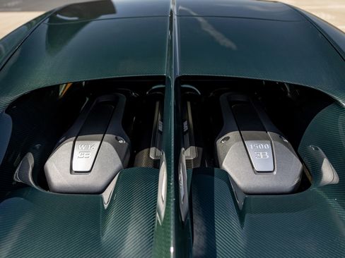 Used 2018 Bugatti Chiron image 32