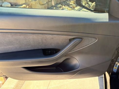 Used 2020 Tesla Model 3 Long Range image 10