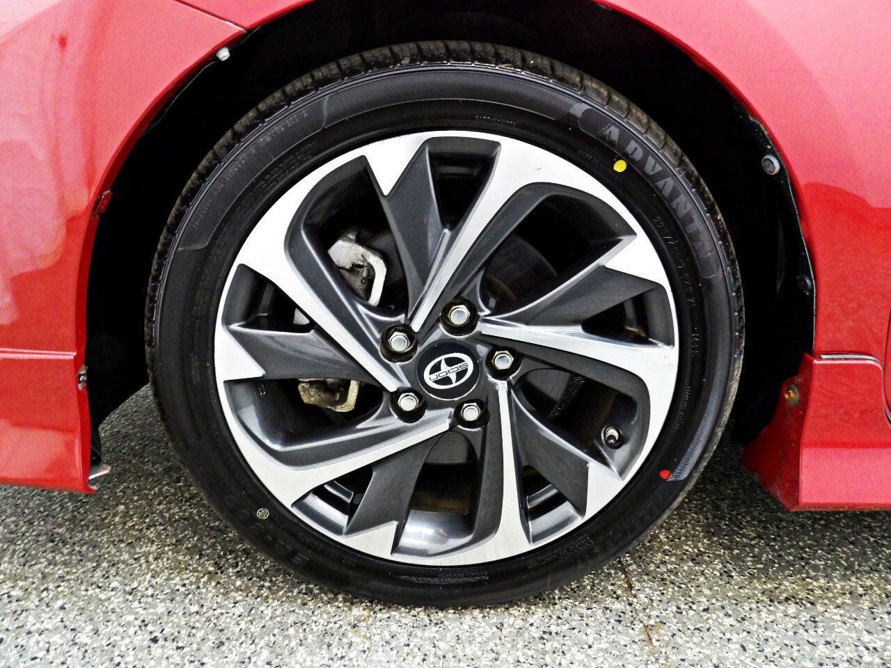 Used 2017 Toyota Corolla iM w/ All-Weather Mat Package FWD image 18