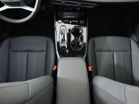 Used 2025 Audi A5 2.0T Premium w/ Convenience Package image 19