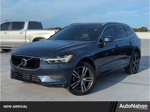 Used 2020 Volvo XC60 T5 Momentum w/ Protection Package Premier image 1
