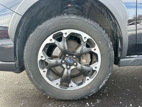 Certified 2023 Subaru Crosstrek 2.0i image 19