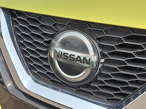 Used 2020 Nissan Rogue Sport SV FWD image 29
